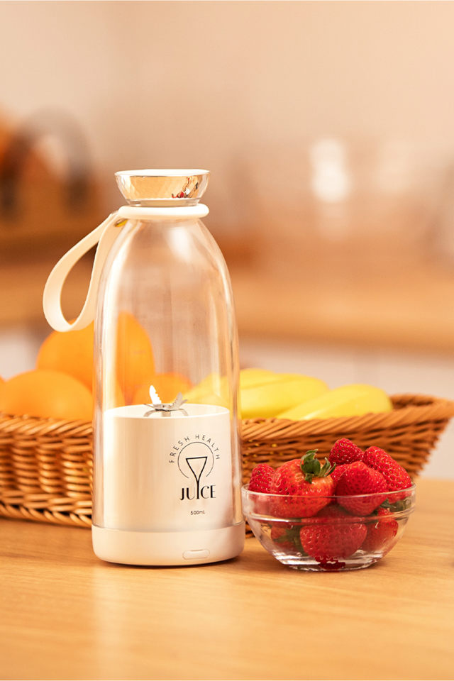 Wrapsol Taşınabilir Smoothie Blender 500 ml Beyaz – Şarjlı Mini Blender